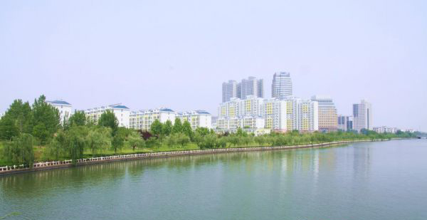 整治过后的东盐河