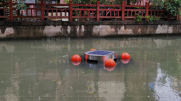 光触媒蓝藻消除机,上海民生路附近社区内河道经过光触媒蓝藻消除机治理后,水色自然,无异味 光触媒蓝藻消除机,上海民生路附近社区内河道经过光触媒蓝藻消除机治理后,水色自然,无异味